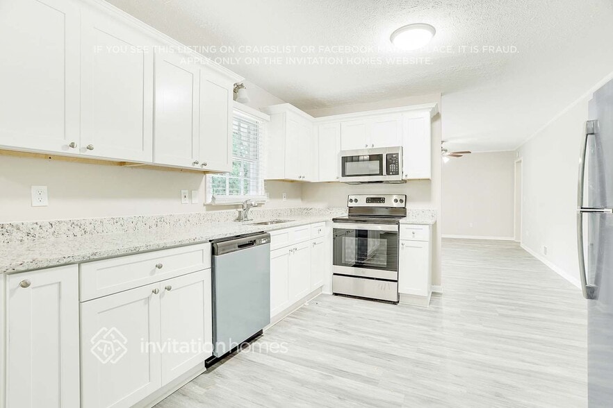 Building Photo - 3086 Tolbert Dr