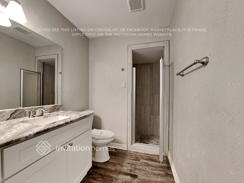 Building Photo - 5668 Jamaica Cir