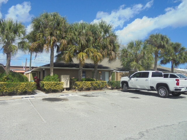 Building Photo - 730 Northern Rd
