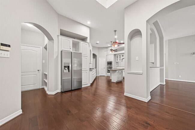 Building Photo - 22718 Emily Park Ln