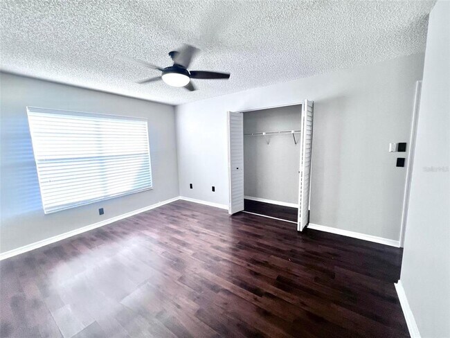 Building Photo - 7828 Hardwick Dr