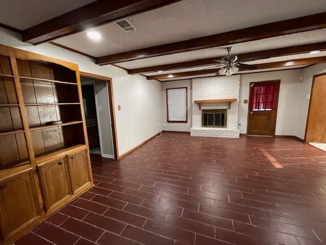 Building Photo - 15016 Lynbrook Dr