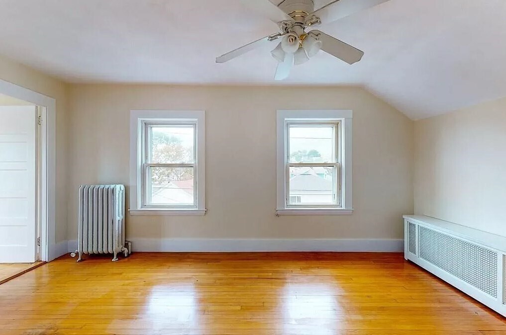 Building Photo - 18 Tewksbury St