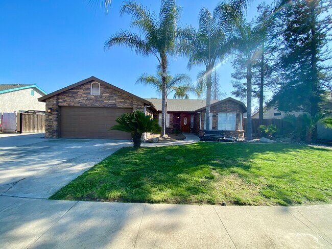 Building Photo - 2095 W Merritt Ave