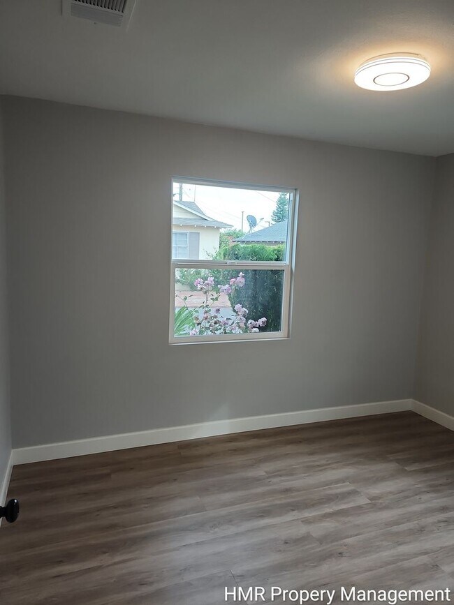 Building Photo - Charming Updated Home with Modern Upgrades