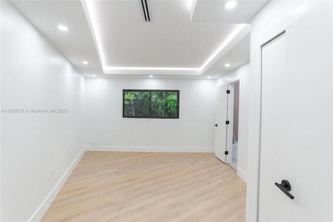 Building Photo - 6525 SW 133rd Dr
