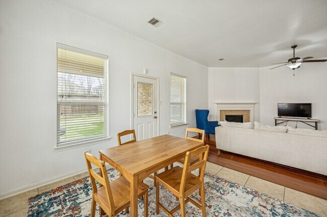 Building Photo - 18126 Rustic Brook Ct