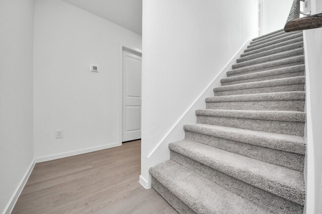 Building Photo - 16831 Spotted Oak Dr