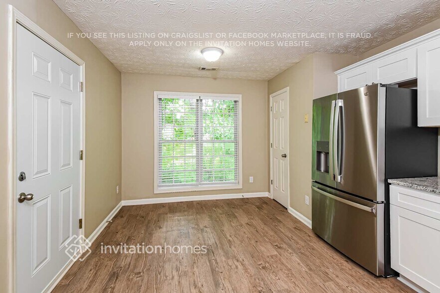 Building Photo - 1652 Tunbridge Ln