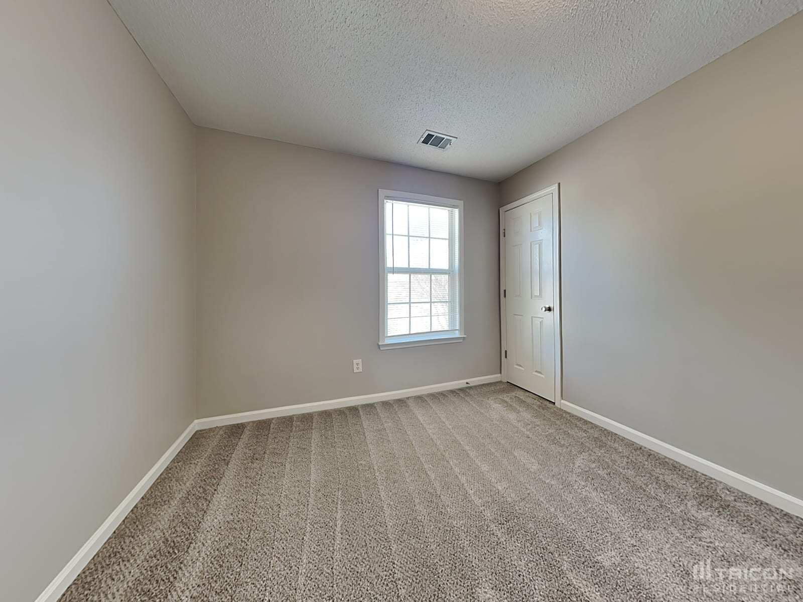 Building Photo - 1654 Heyford Cir NW