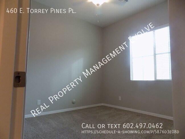 Building Photo - 460 E Torrey Pines Pl