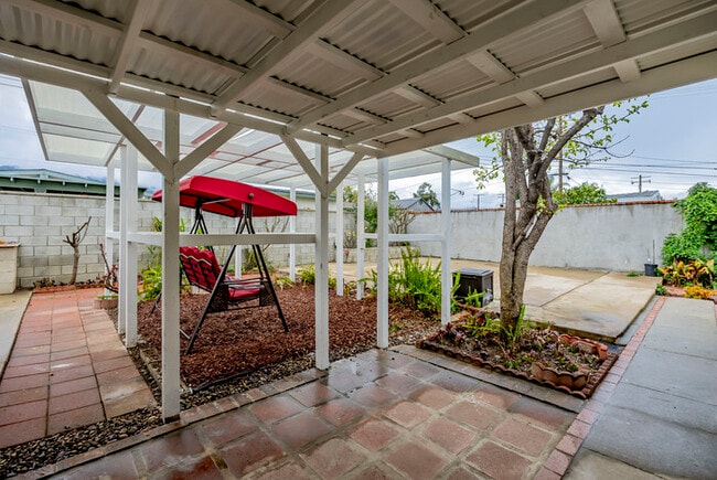 Building Photo - Furnished 3BR Glendora Home | Quiet Retreat + Parking