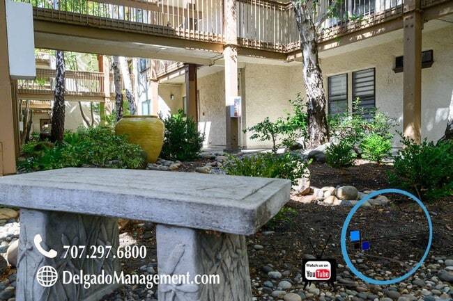 Building Photo - 1321 S Villa Way