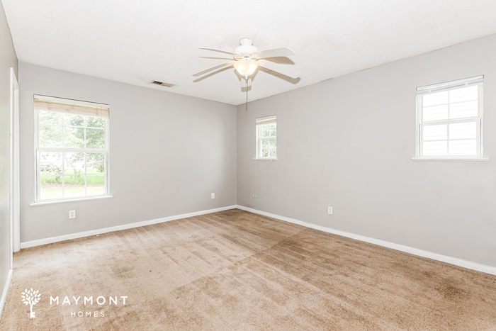 Building Photo - 313 Denman Loop