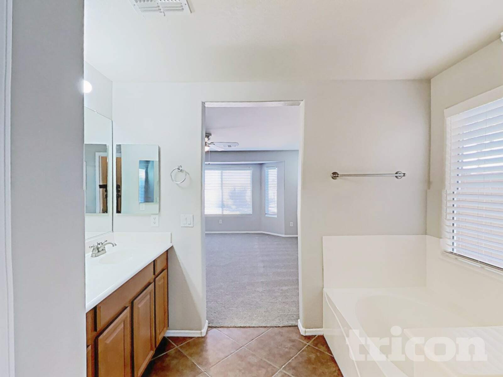 Building Photo - 41180 W Bravo Dr