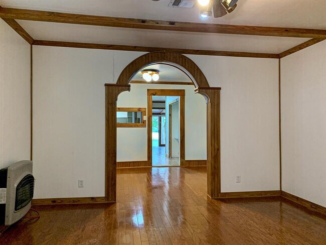 Building Photo - 1510 Piedmont