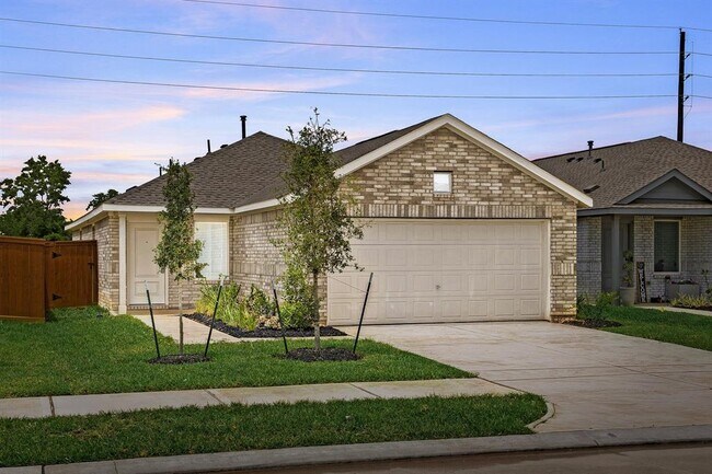Primary Photo - 27418 Sweetwater Bay Dr