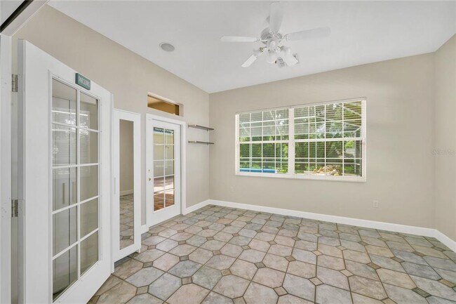 Building Photo - 1507 W Windhorst Rd