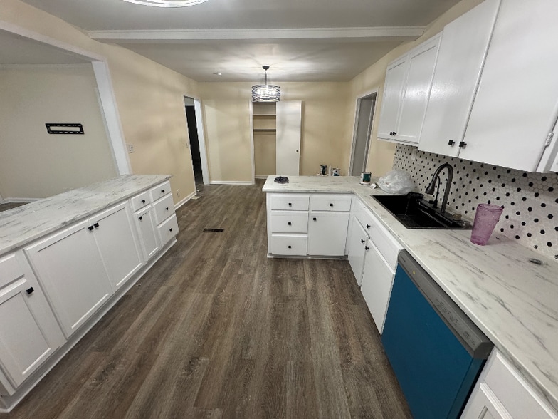 Building Photo - 508 Bounty Dr