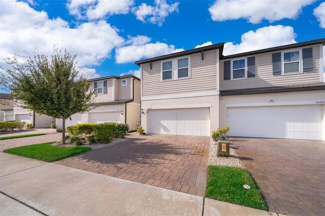 Building Photo - 15217 Willow Arbor Cir