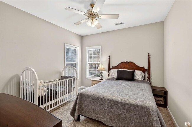 Building Photo - 58 Legend Dr