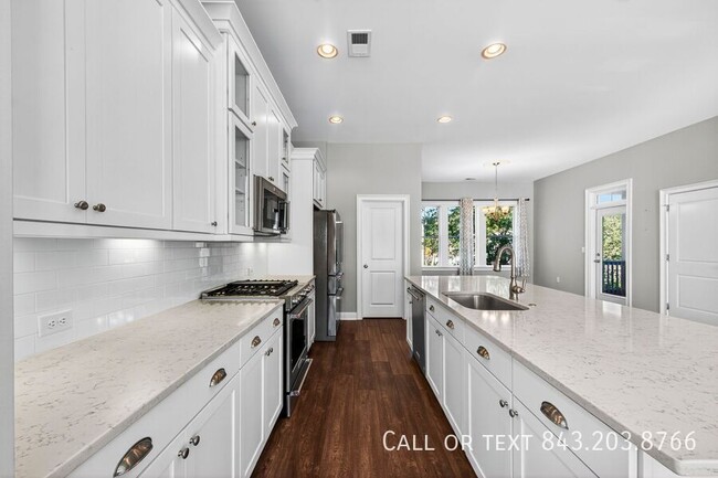 Building Photo - 133 Alder Cir