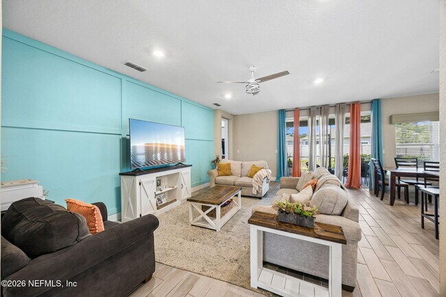 Building Photo - 118 Sadler Ct