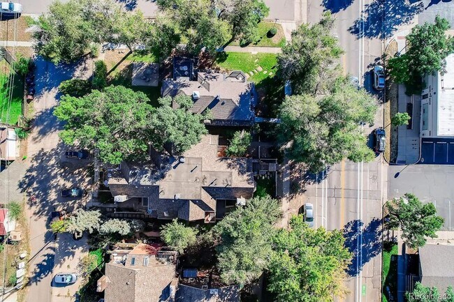 Building Photo - 2135 Spruce St