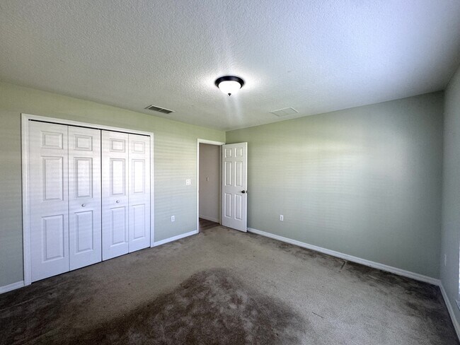 Building Photo - 308 Robin Rd
