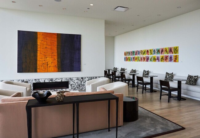 Building Photo - 1006 S Michigan Ave