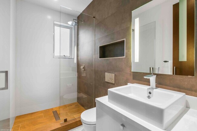Building Photo - 14484 Belmont Trce