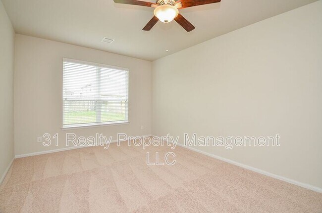 Building Photo - 24902 Alberti Sonata Dr