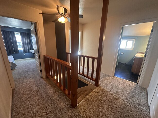 Building Photo - 3-bedroom, 2-bathroom Home