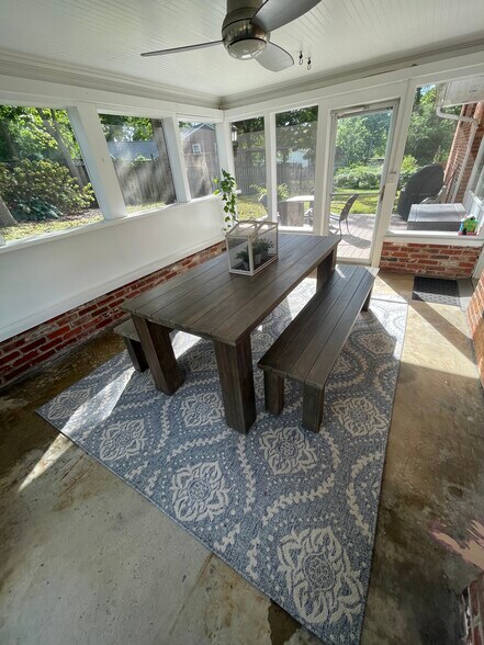 Building Photo - 7603 Cosgrove Pl