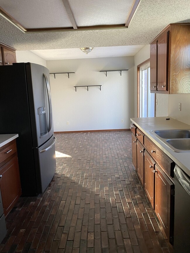 Building Photo - 541 NW 170th St