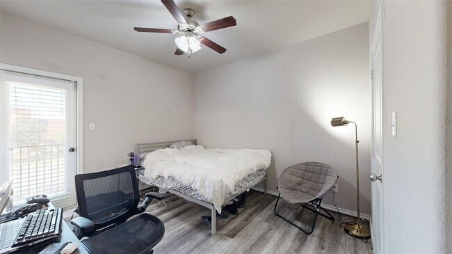 Building Photo - 2941 Papa Bear Dr