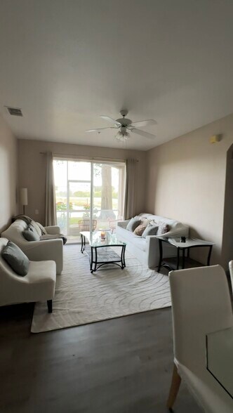 Living room - 7123 Yacht Basin Ave