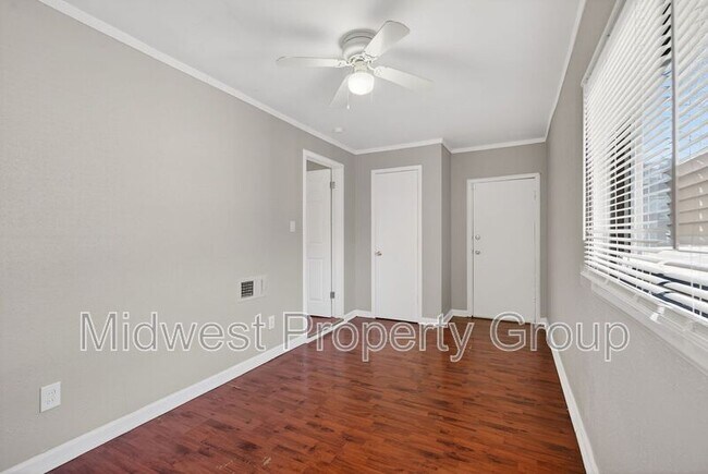 Building Photo - 5978 Laurette Ave