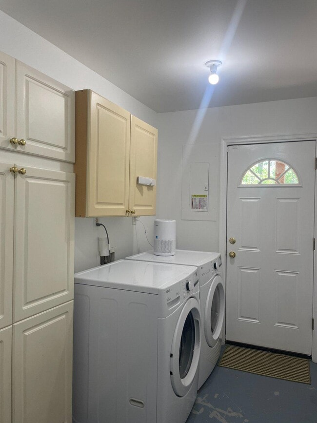 Building Photo - 4141 Pleasant Meadow Ct