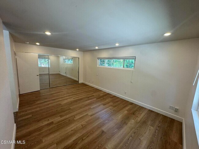 Building Photo - 3474 Loadstone Dr