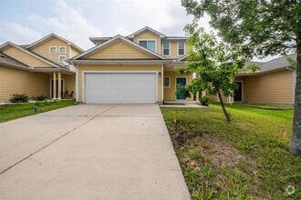 Building Photo - 504 Twisted Oaks Ln