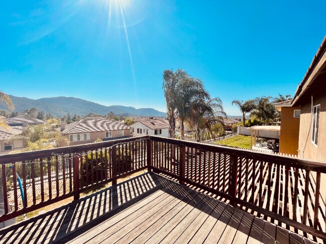 Building Photo - 46249 Via La Colorada