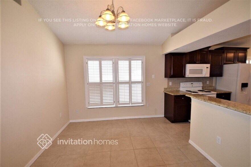 Building Photo - 549 Lancer Oak Dr
