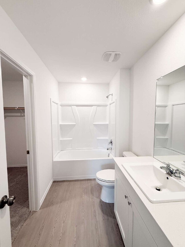 Building Photo - One Story 4 Bedroom/2Bath - For Rent - San Marcos, TX - Minutes From Shopping, Entertainment, and...