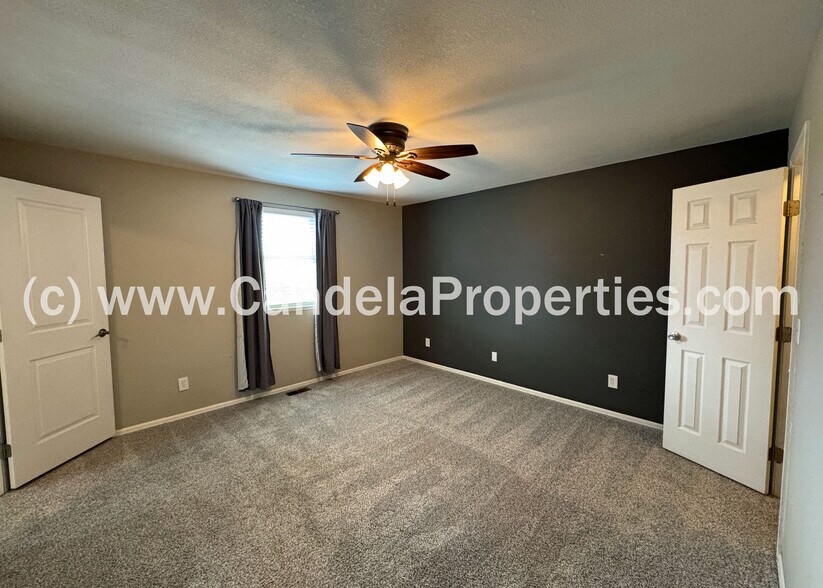 Building Photo - 8038 Horizon Dr