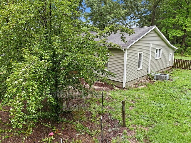 Building Photo - 10317 NC 42