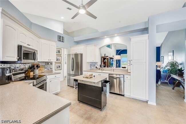 Building Photo - 5941 Sand Wedge Ln