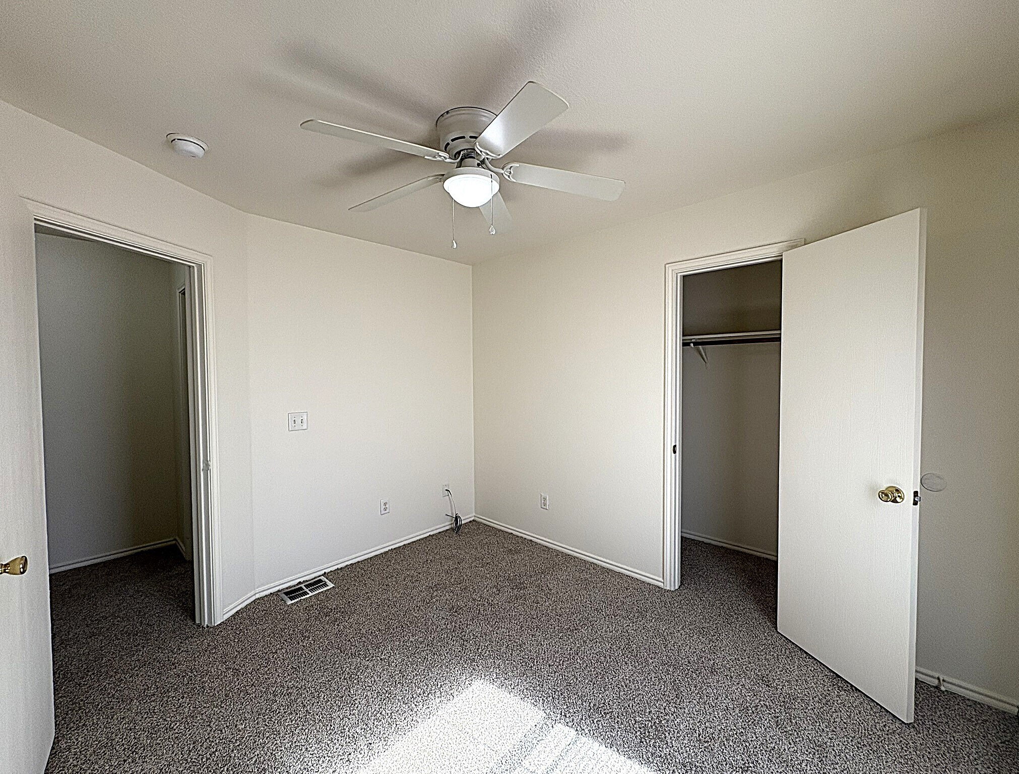 Building Photo - 2004 Monte Carlo Ln