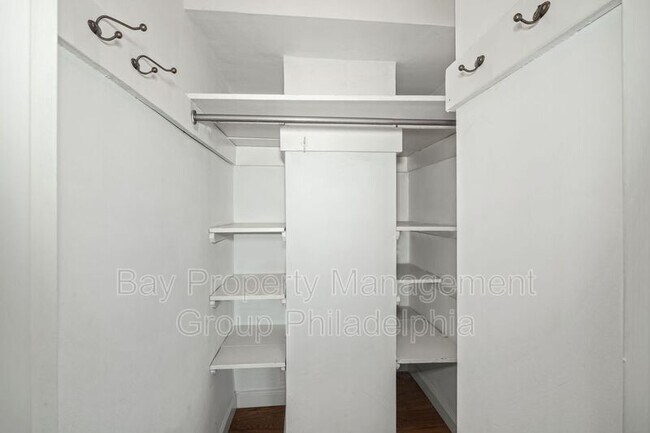 Building Photo - 1810 Rittenhouse Square