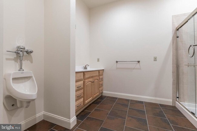 Building Photo - 2115 Pony Trail Dr